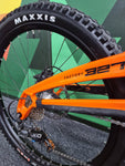 ORANGE BIKES 327